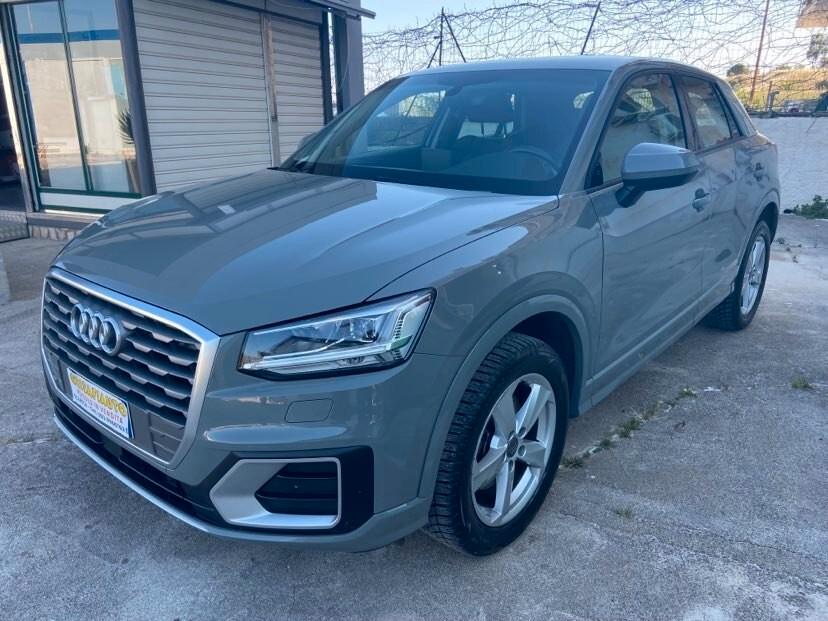 Q2 1.6TDI 116cv S tronic Admired CAMBIO F1 2018