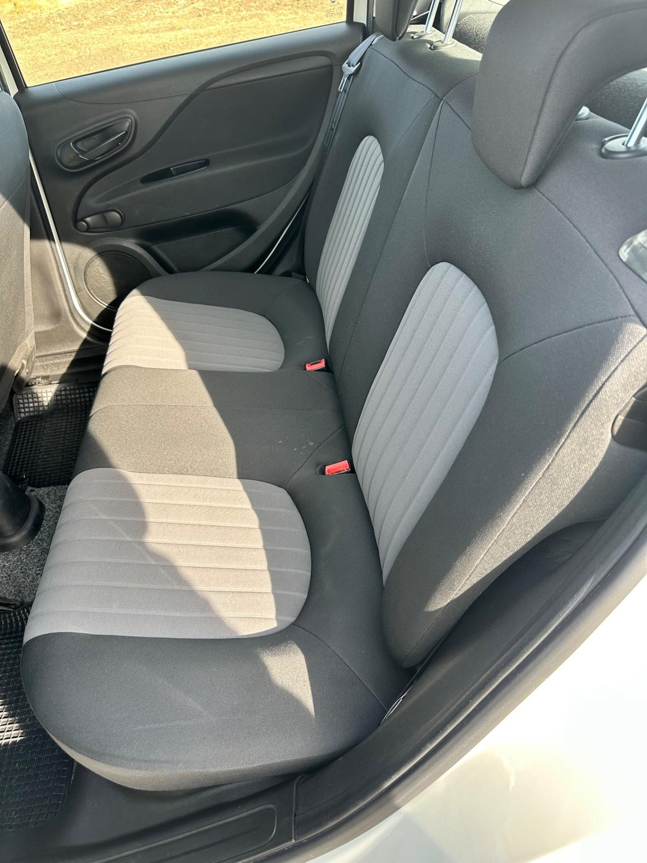 Fiat Punto 1.3 MJT II S&S 95 CV 5 porte Street