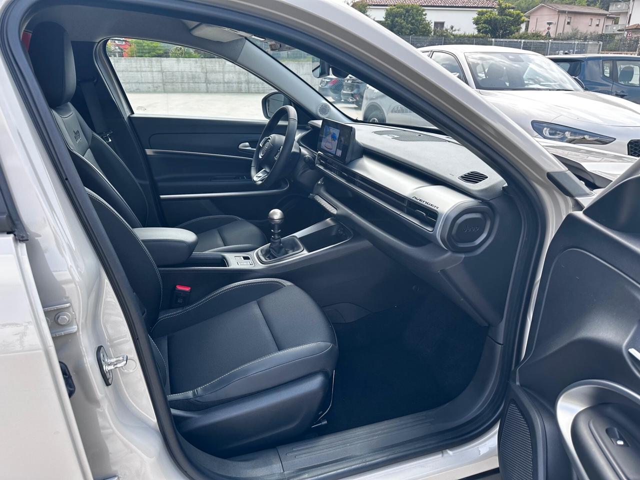 Jeep Avenger 1.2 Turbo 100 CV Summit