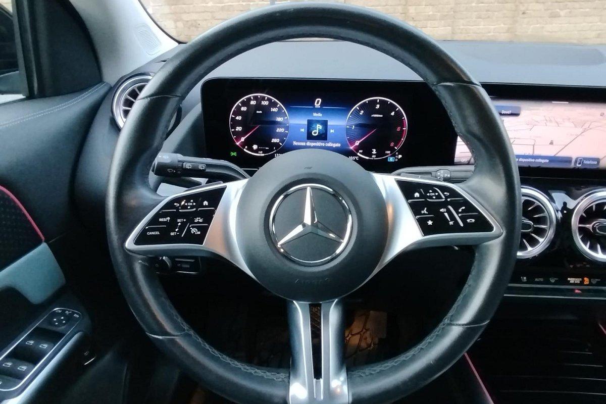 MERCEDES GLA 200 d Automatic 4Matic Executive