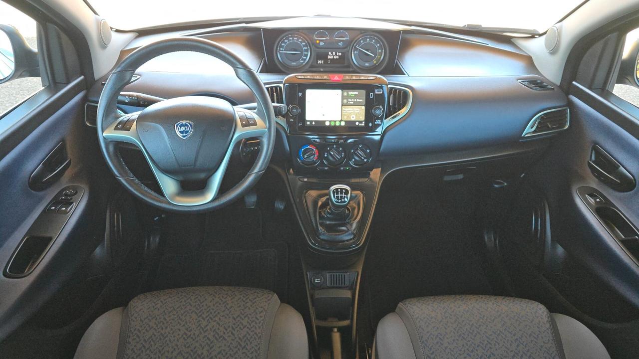 Lancia Ypsilon 1.0 FireFly 5 porte S&S Hybrid Gold