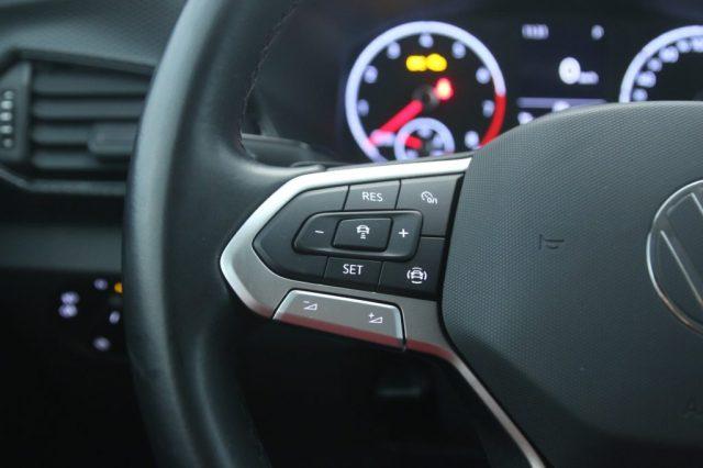 VOLKSWAGEN T-Cross 1.0 TSI 110 CV DSG Sport / R-Line Neopatentati