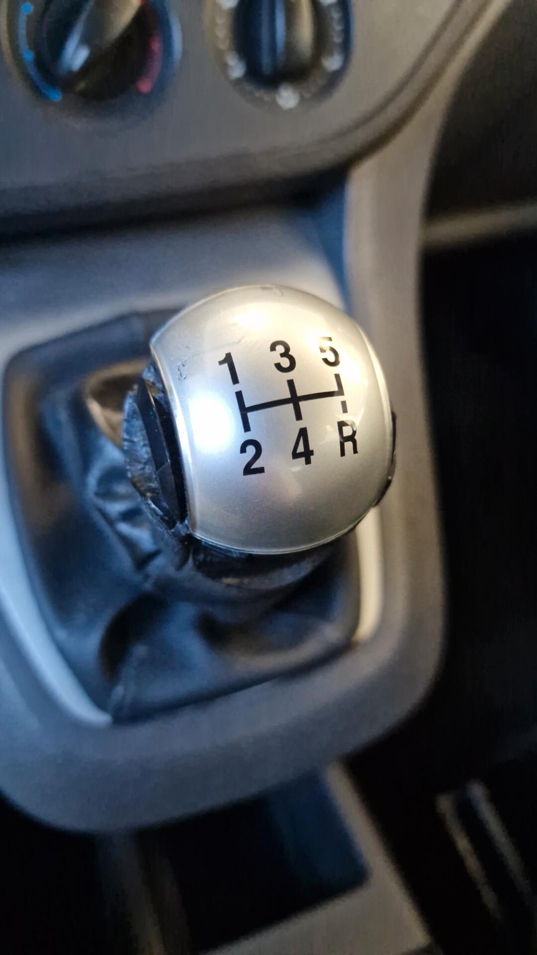 Ford Focus C-Max 1.6 TDCi (90CV)