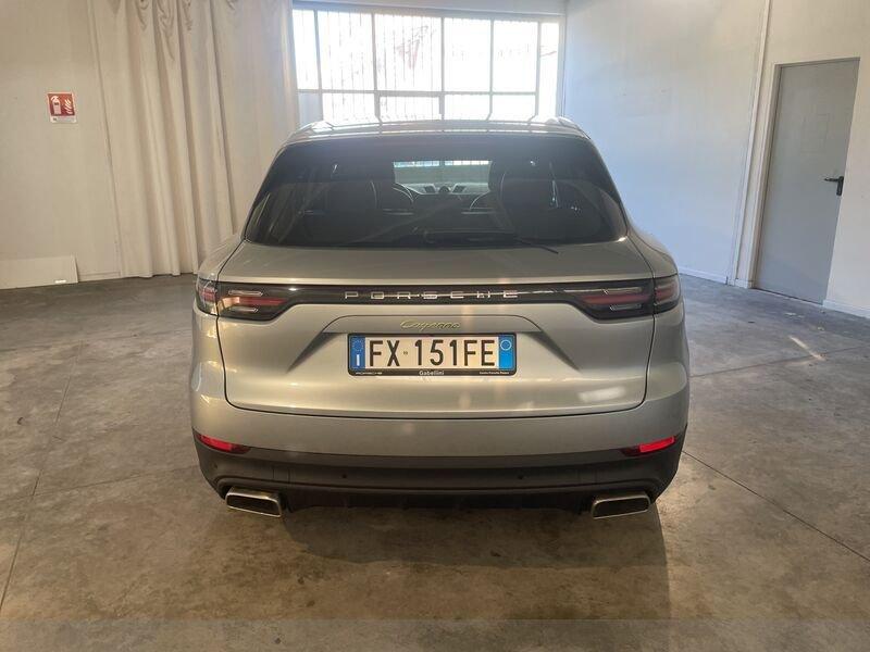 Porsche Cayenne III 2018 Benzina 3.0 e-hybrid tiptronic