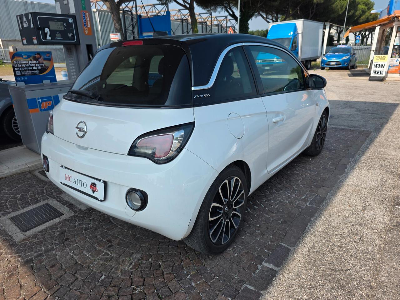Opel Adam 1.4 87 CV con 83.000km Neopatentati ok