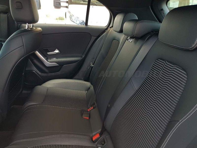 Mercedes-Benz Classe A A 180 d Sport auto