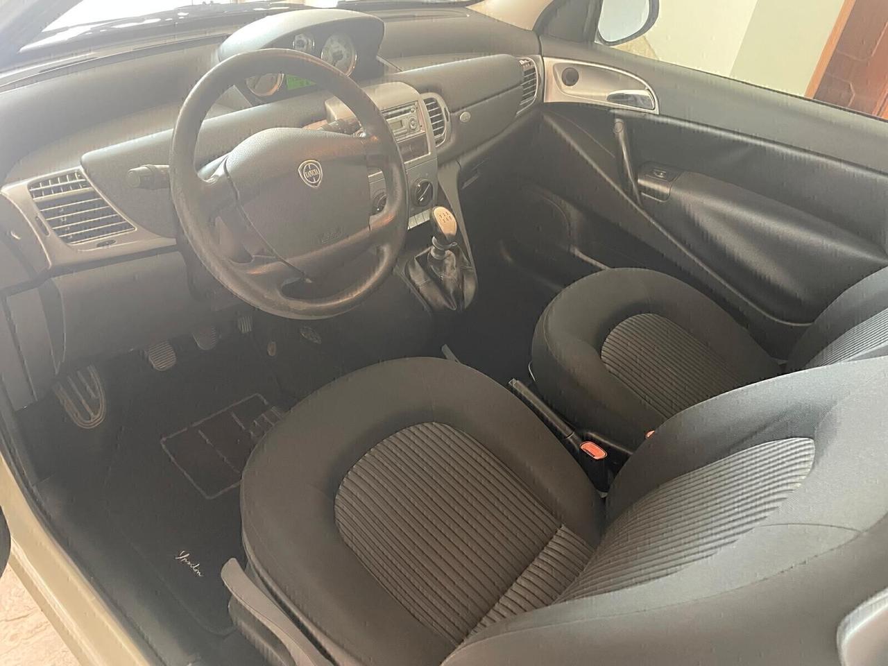 LANCIA YPSILON 1.2 60 CV "DA NEOPATENTATI"