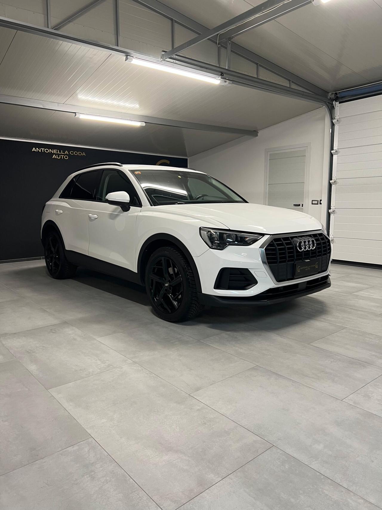 Audi Q3 35 TDI S tronic Business Advanced