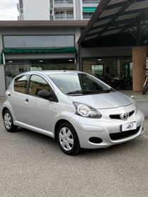 Toyota Aygo 1.0 12V VVT-i 5 porte Sol Connect