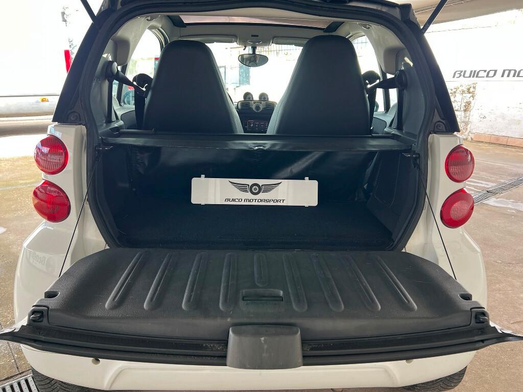 Smart Fortwo Pulse 1.0 / Servosterzo / Navi / Pelle / F1