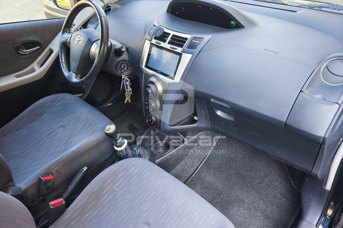 TOYOTA Yaris 1.4 D-4D DPF 5 porte
