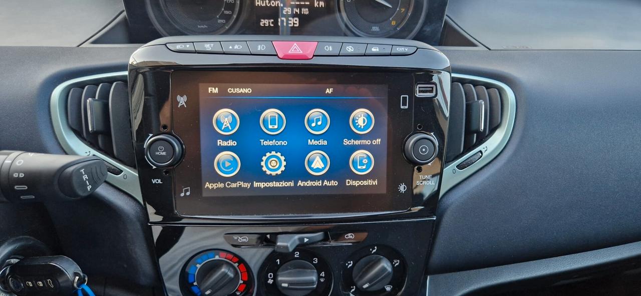Lancia Ypsilon 1.0 FireFly 5 porte S&S Hybrid Gold