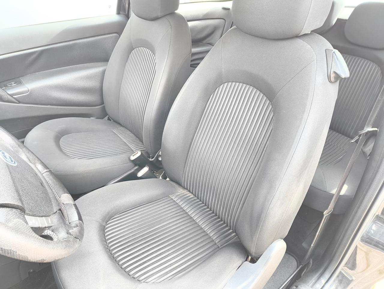 Lancia Ypsilon 1.3 MJT 75 CV