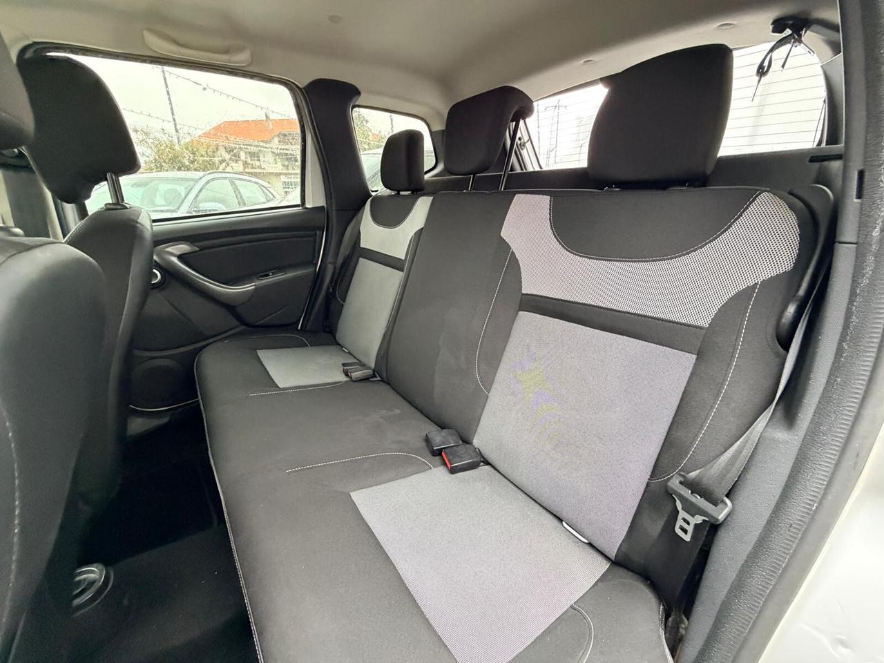 DACIA DUSTER 1.6 GPL LAUREATE