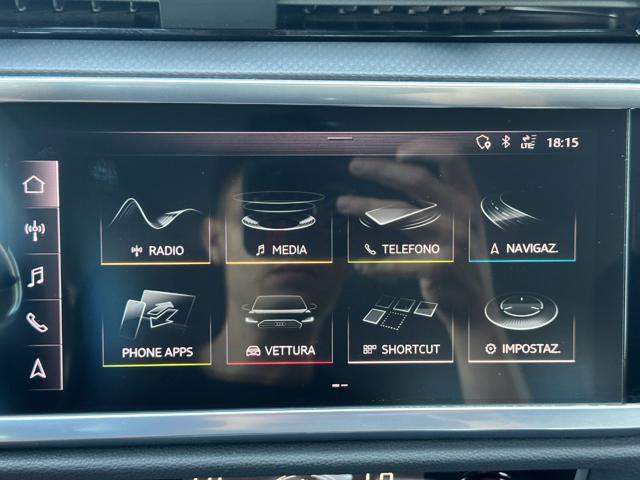 AUDI Q3 35 TDI S tronic Business