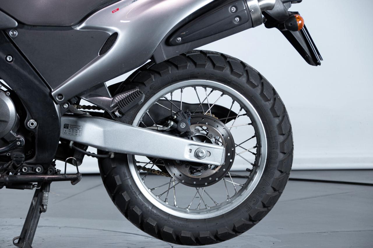 Aprilia Pegaso 650 - 2004