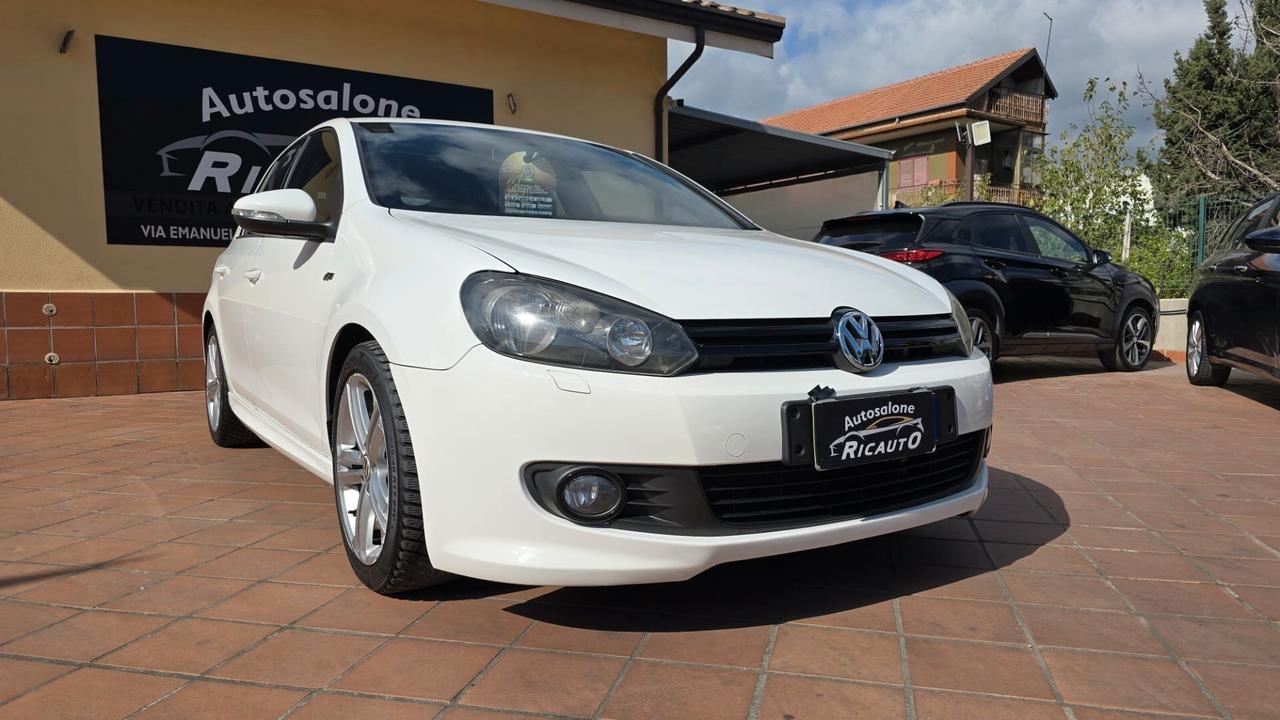 VOLKSWAGEN GOLF 1.6 105 CV R-LINE