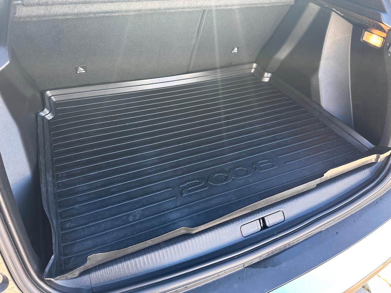 Peugeot 2008 PureTech 130 Allure