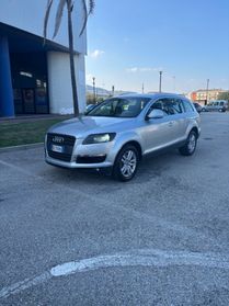 Audi Q7 3.0 V6 QUATTRO TIPTRONIC