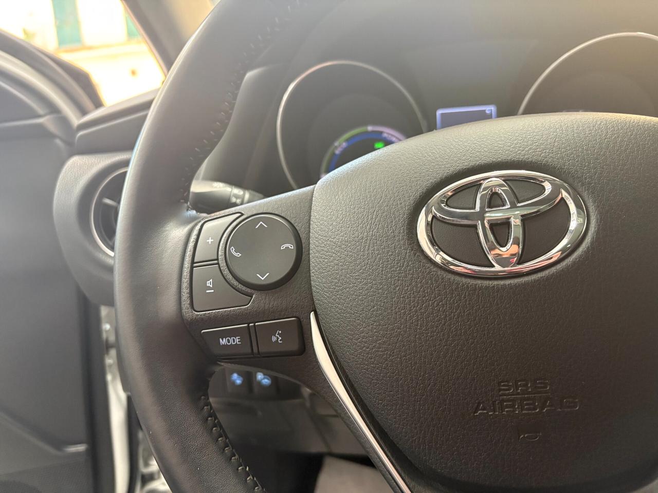 Toyota Auris 1.8 Full Hybrid 136cv Automatica Lounge FULL +Tetto - Berlina