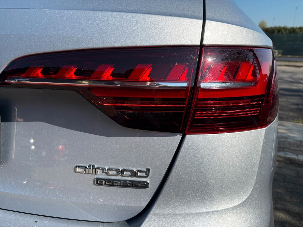 Audi A4 allroad A4 allroad 40 TDI 204 CV S tronic Identity Contrast