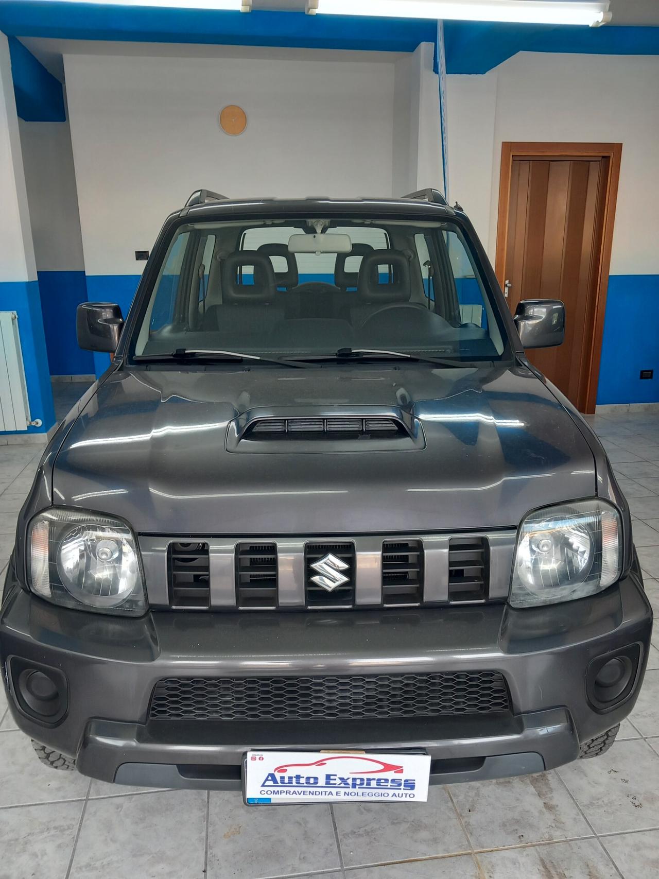 Suzuki Jimny anno 2010 1.5 DDiS cat 4WD Special km 112 mila