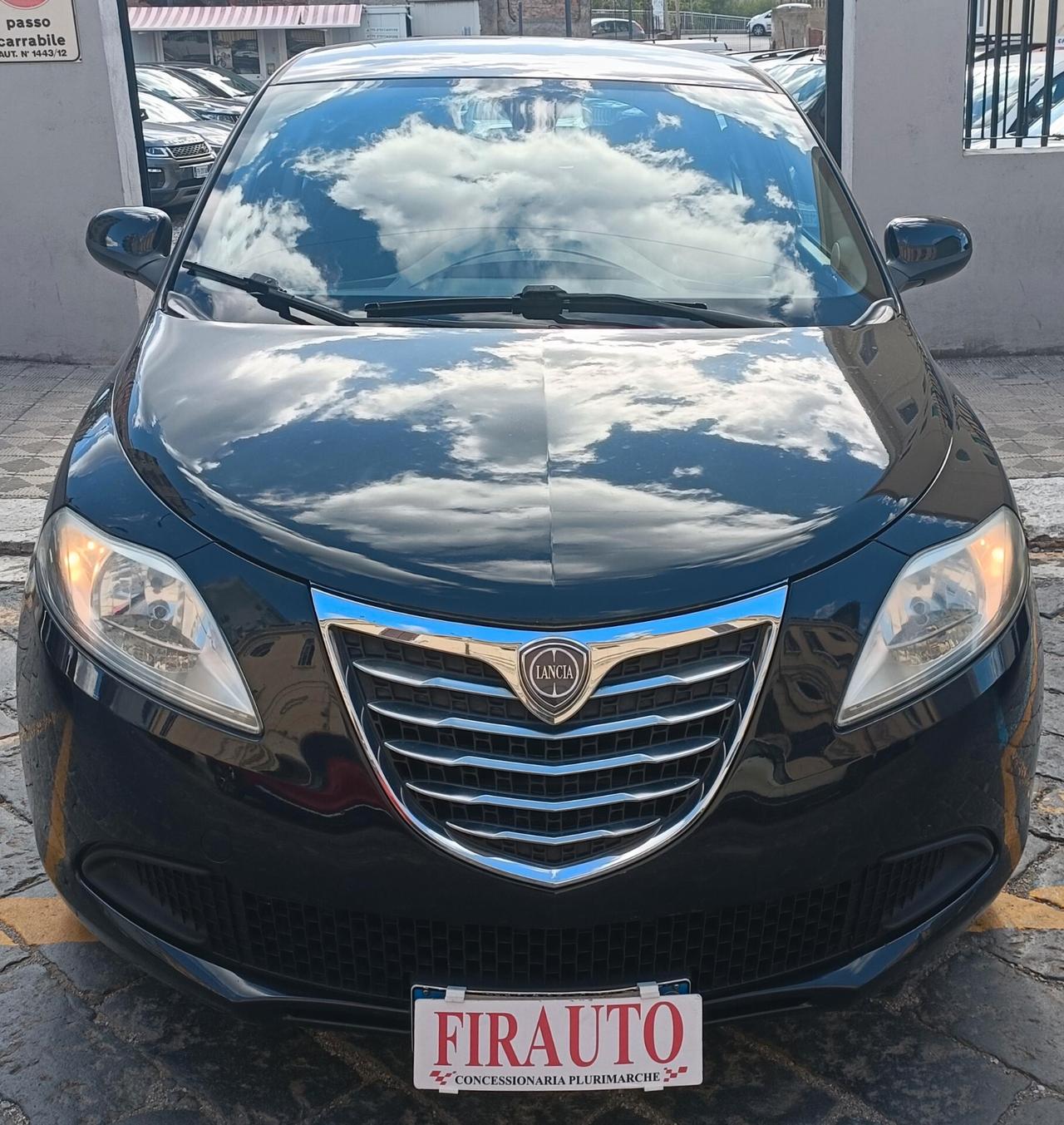 Lancia Ypsilon 1.2 69 CV 5 porte S&S PLATINUM