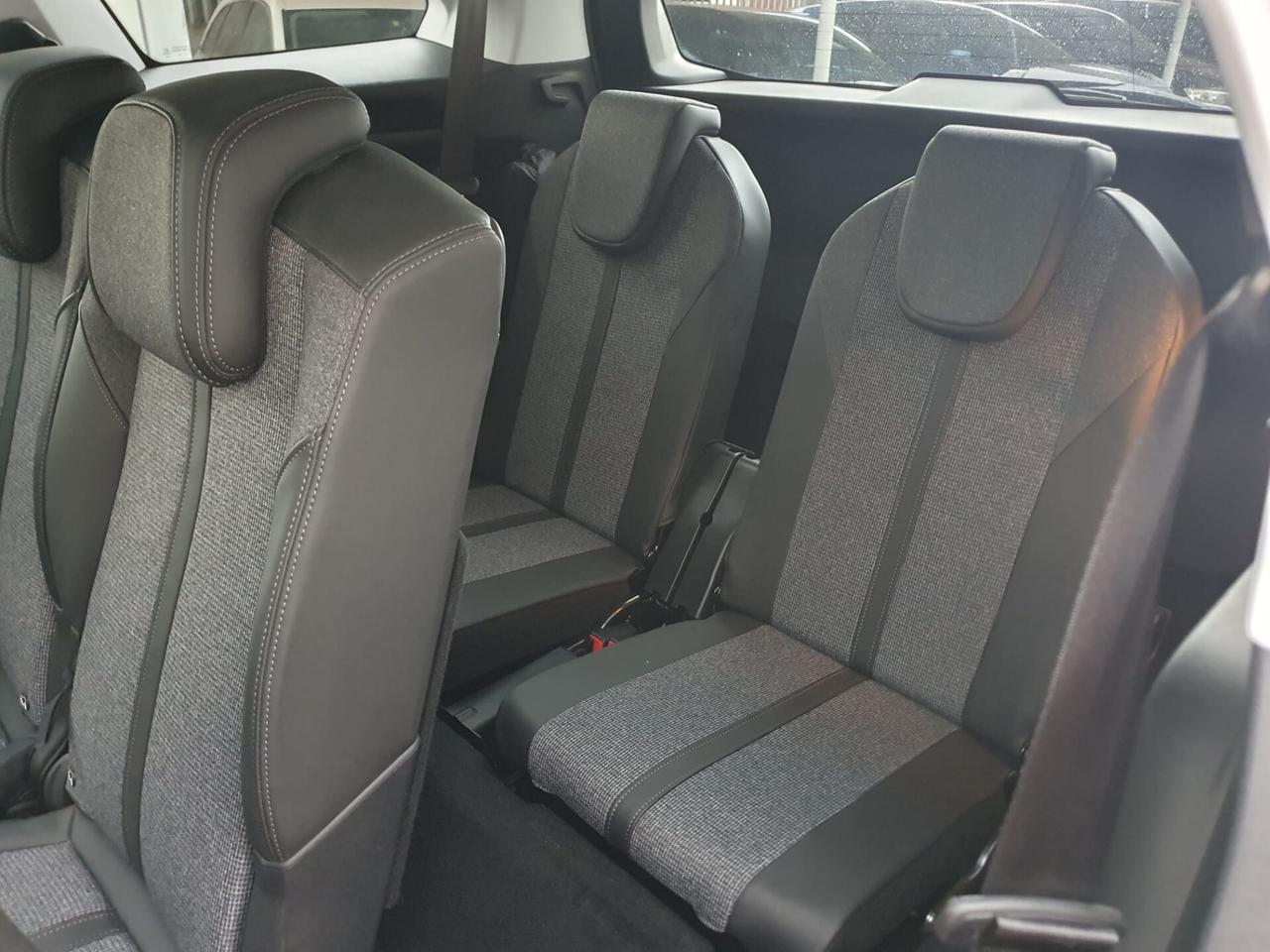 Peugeot 5008 BlueHDi 130 S&S Allure