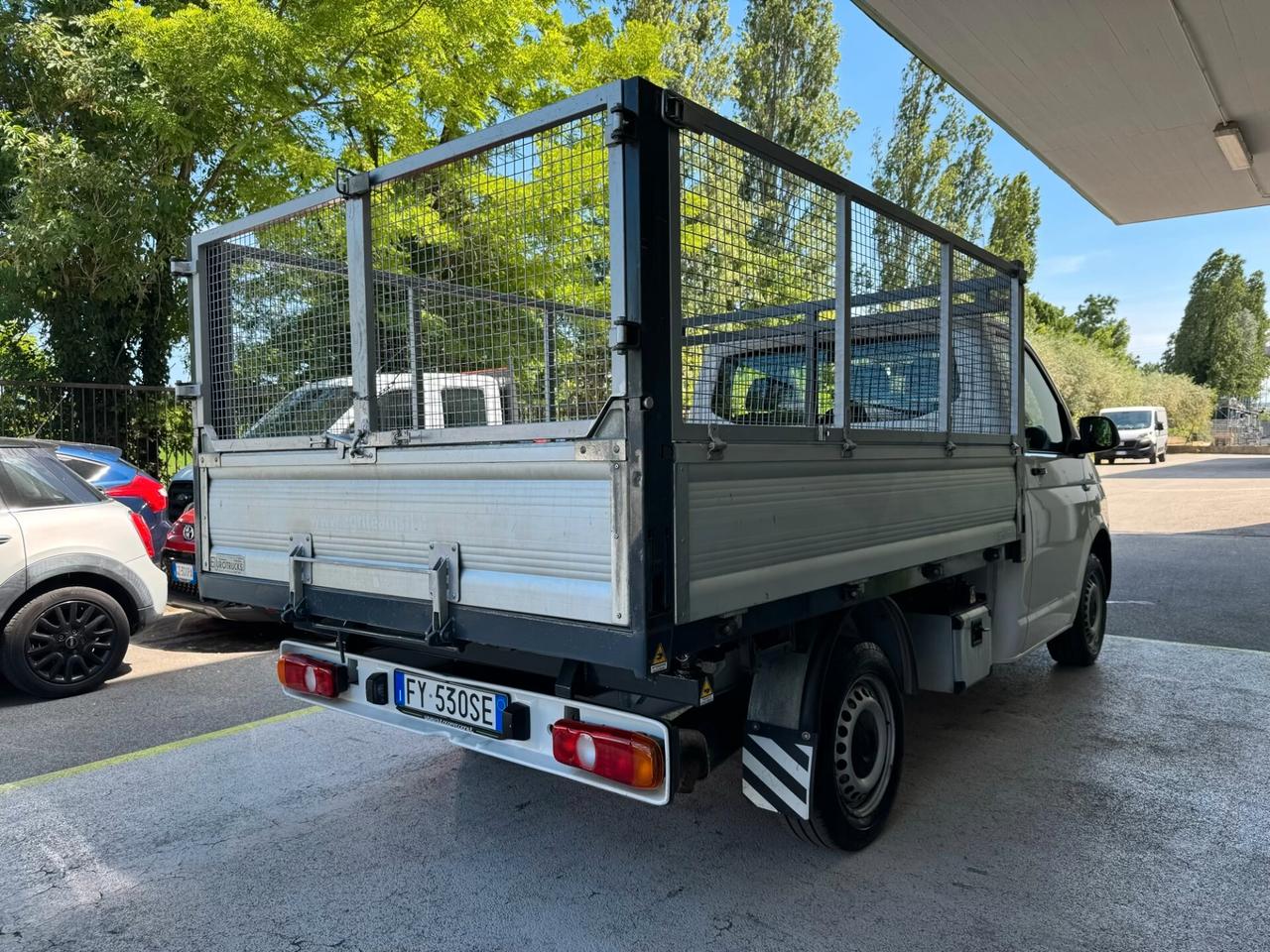 Volkswagen T6 CASSONE TRILATERALE GARANZIA 24 MESI