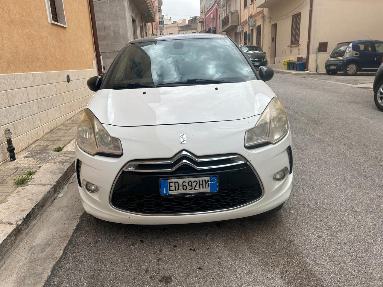 Ds DS3 3 1.4 HDi 70 Just Black