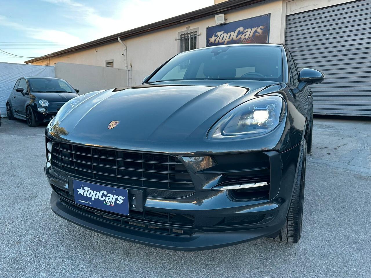 Porsche Macan 2.0 benzina 245 cv - 2021