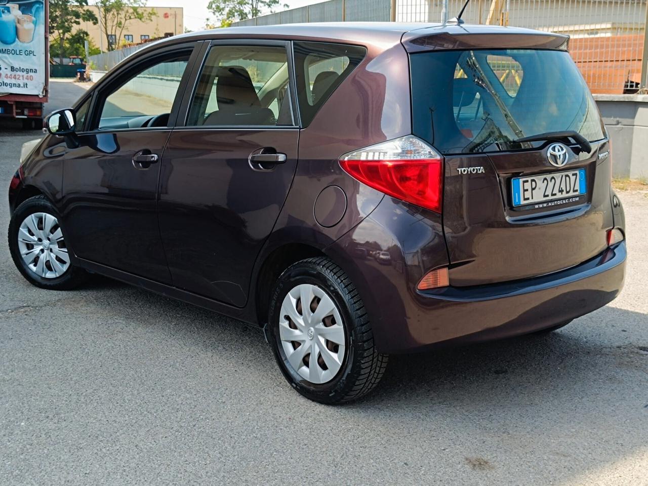 Toyota Verso-S 1.4D MT Active