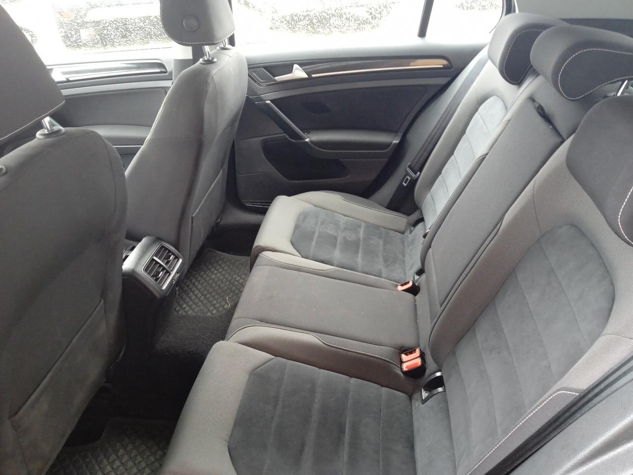 Volkswagen Golf TSI HIHGLINE 17" SENS PARK DOPPI NAVY CRUISE CONTROL SEDILI SPORTIVI IN ALCANTARA