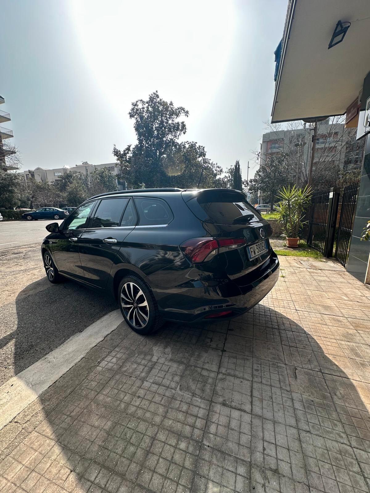 Fiat Tipo 1.3 Mjt S&S SW Lounge