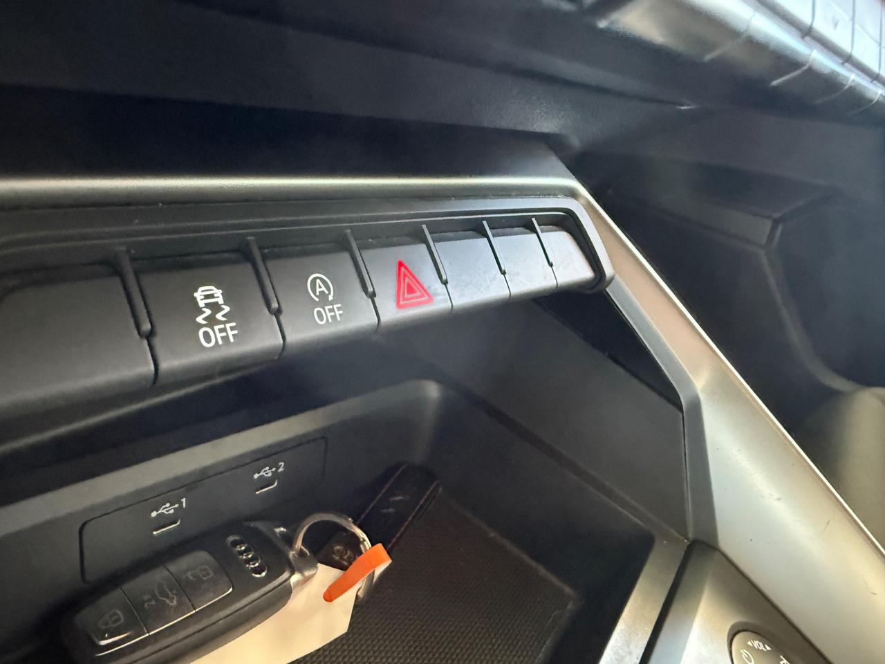 Audi A3 SPB 2.0TDI SPORT FULL LED/R18/VIRTUAL2022