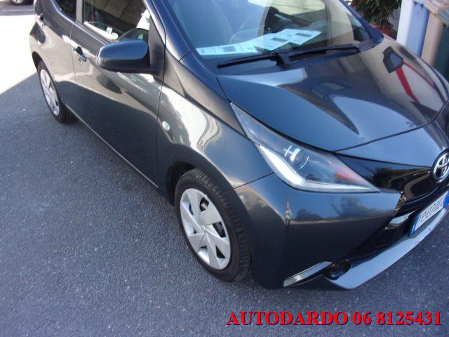 TOYOTA Aygo X-business 1.0 VVT-i 69 CV 5 porte