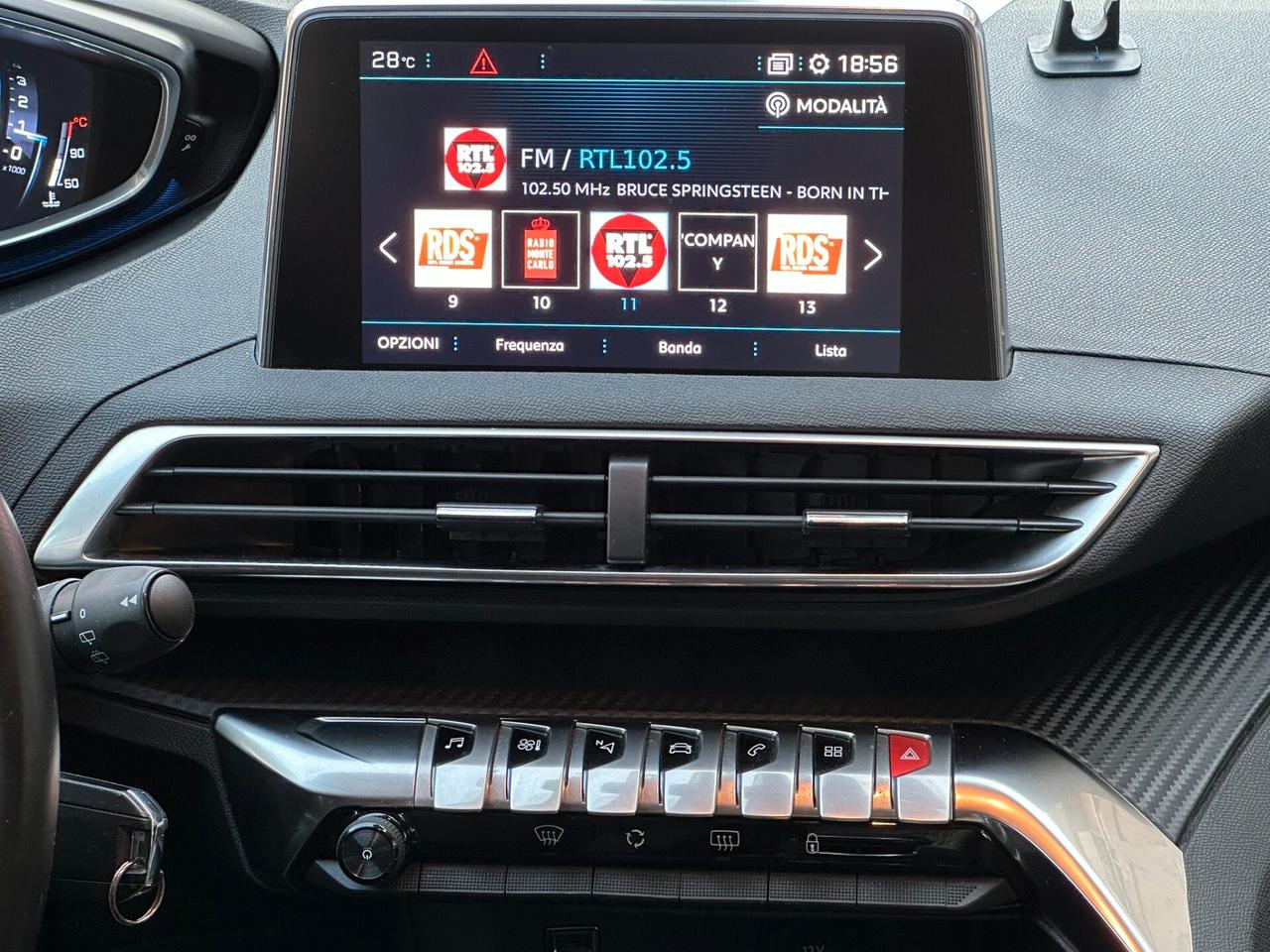 Peugeot 3008 Blue HDi 120 S&S EAT6 Business