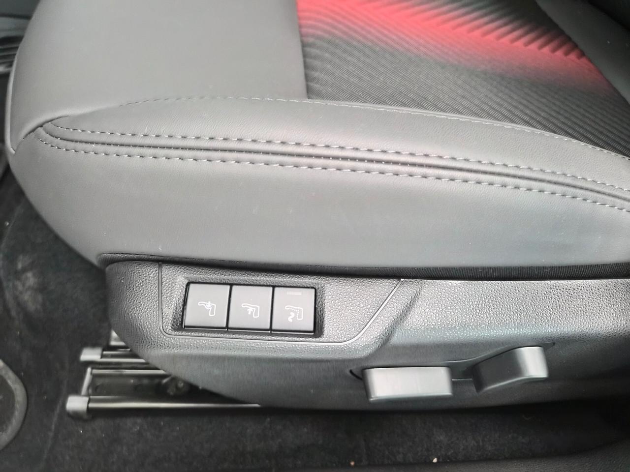 Alfa Romeo Junior 1.2 145 CV Hybrid eDCT6 Ti