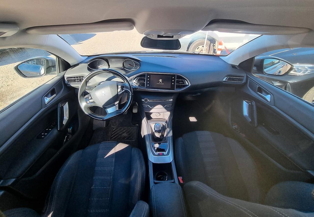 Peugeot 308 BlueHDi 150cv S&S Allure