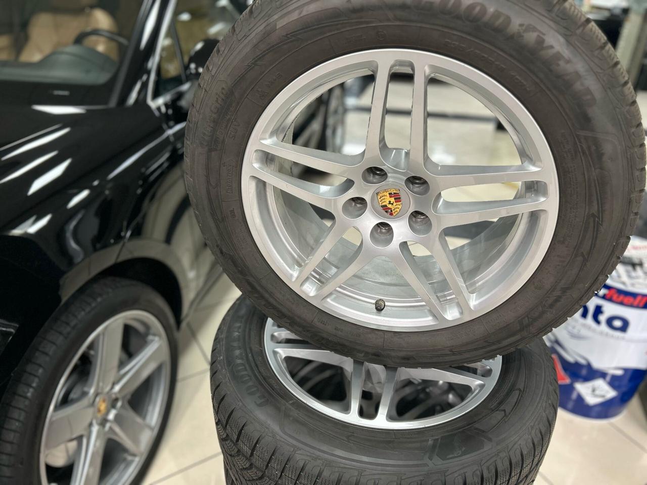 Porsche Macan S