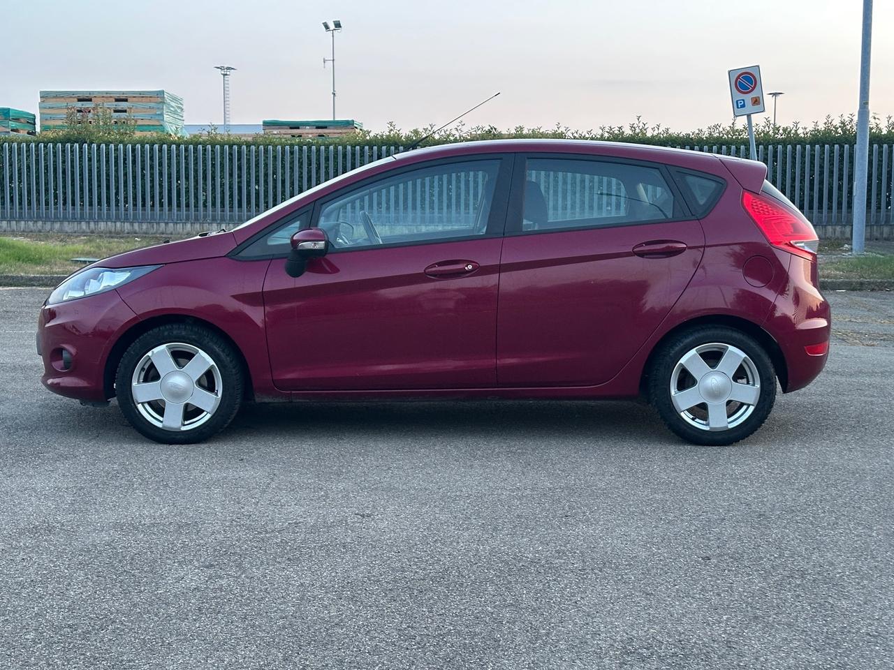 Ford Fiesta 1.4 5 porte Bz.- GPL Titanium