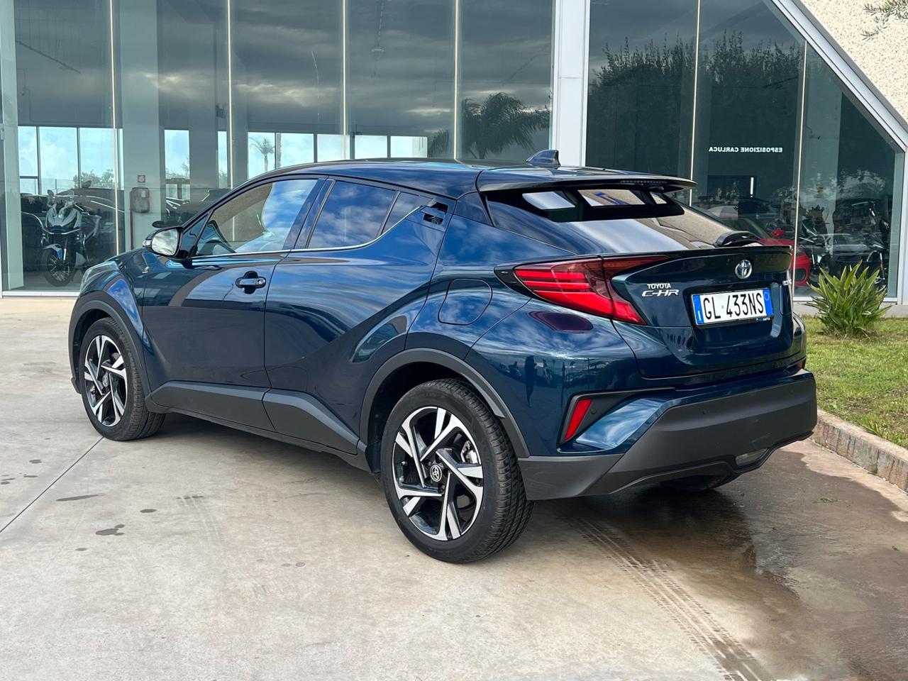 Toyota C-HR 1.8 Hybrid E-CVT Trend
