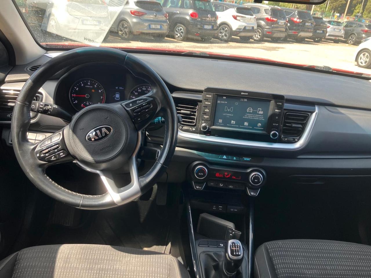 KIA STONIC 1.4 MPI 100cv Style