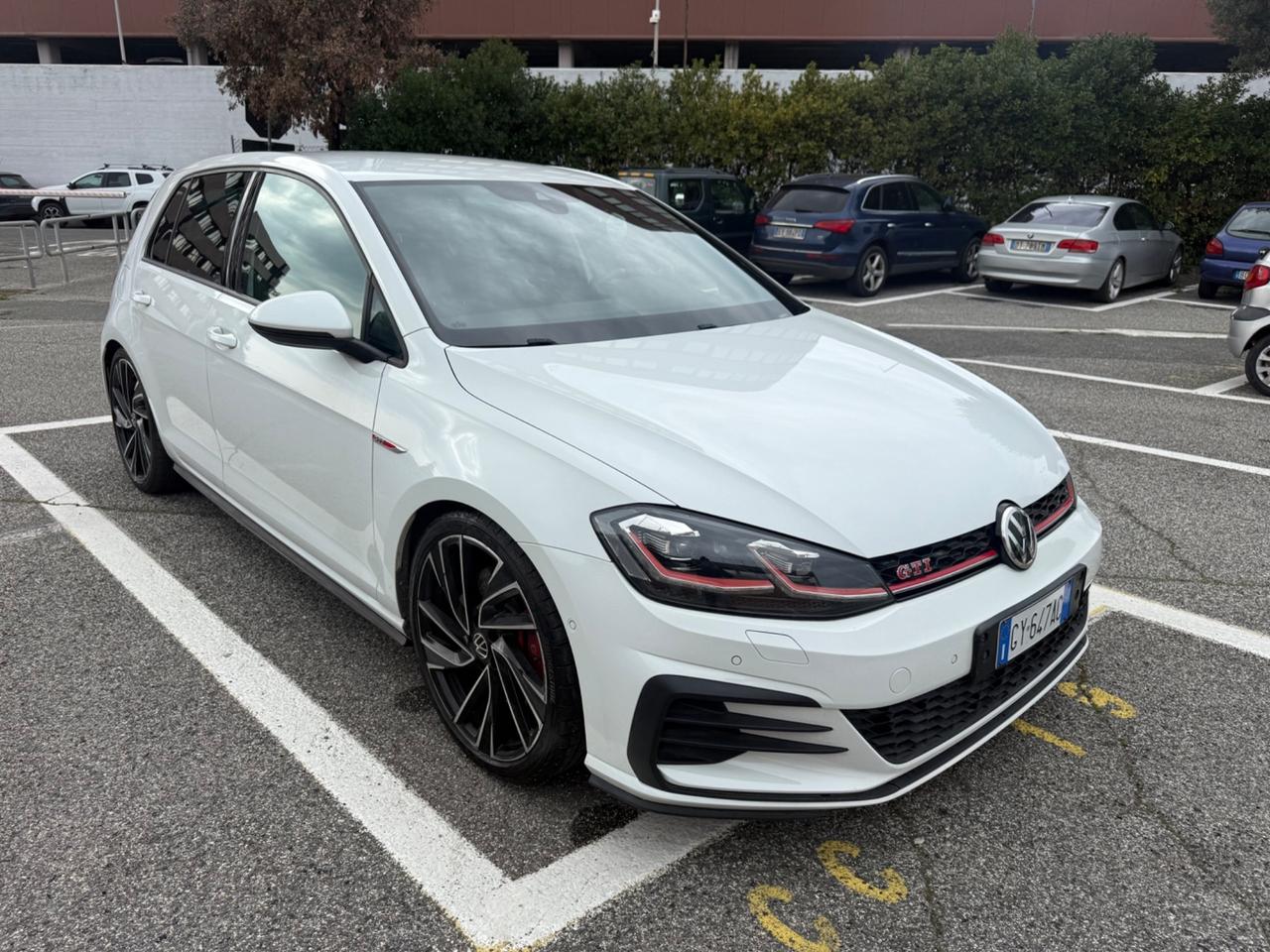 Volkswagen Golf GTI Performance 2.0 245 CV TSI 5p. BMT