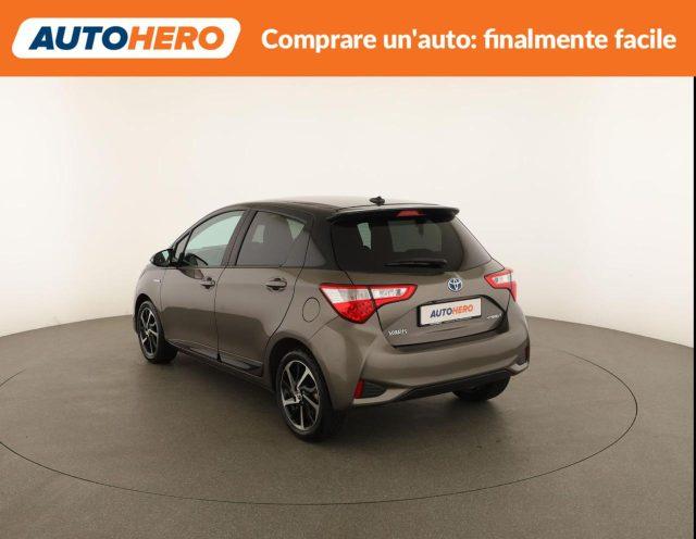 TOYOTA Yaris 1.5 Hybrid 5 porte Lounge Red/Bronze