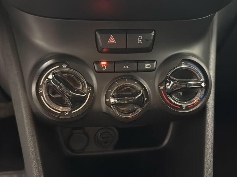 Peugeot 208 BlueHDi 75 5 porte Black Line