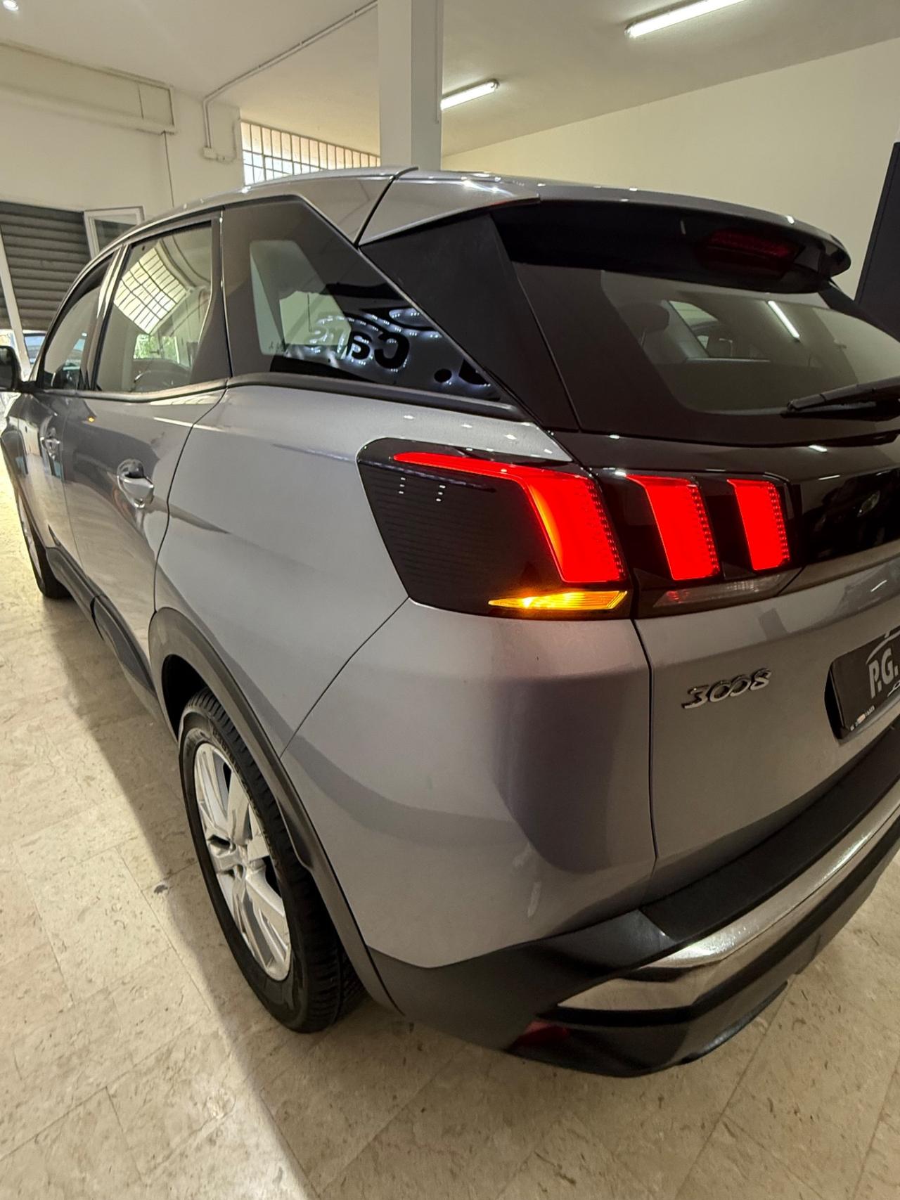 Peugeot 3008 BlueHDi 130 S&S Allure