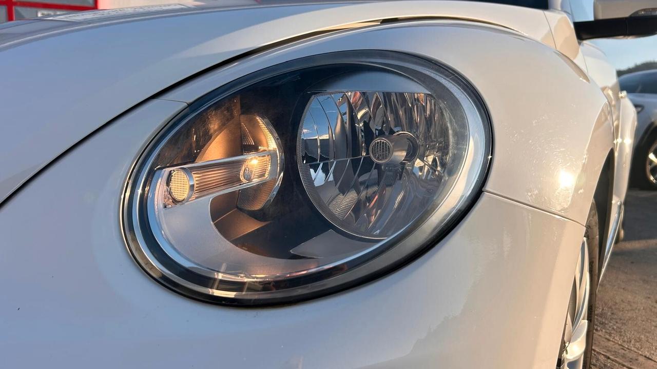 Volkswagen Maggiolino 1.6 TDI Design