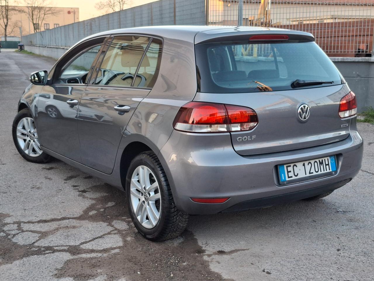 Volkswagen Golf 1.6 5p. Highline BiFuel