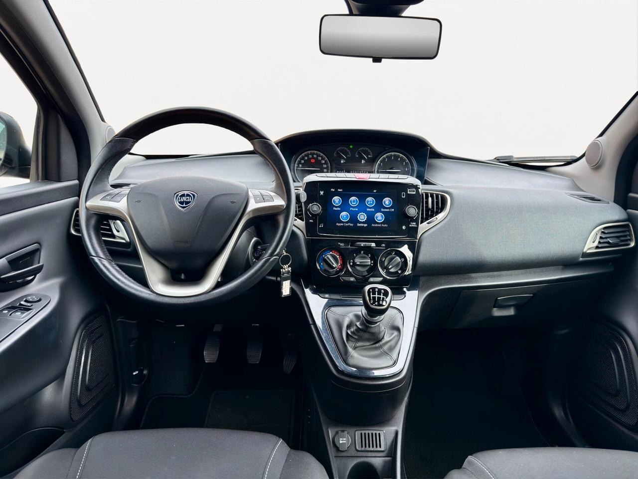 Lancia Ypsilon 1.0 FireFly 5 porte Hybrid Gold - 2023